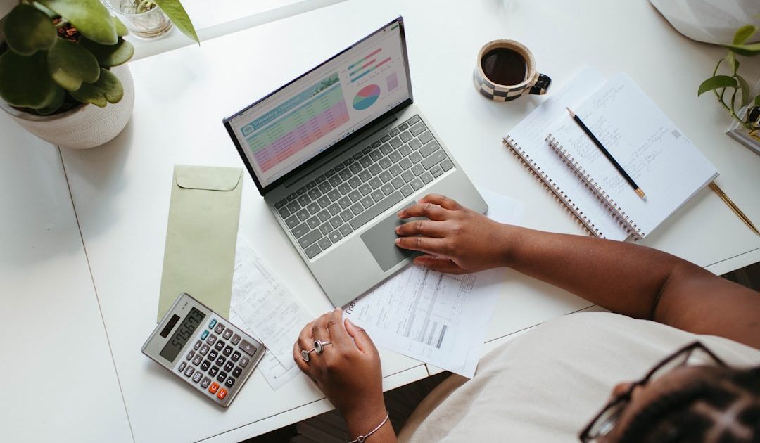 Personal Finance for Beginners: 10 Money Rules to Follow in 2025